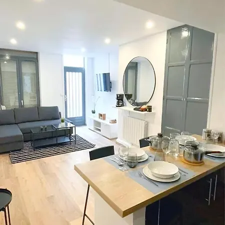 Les Cles D'augustine, Appt 42 M² Centre Διαμέρισμα